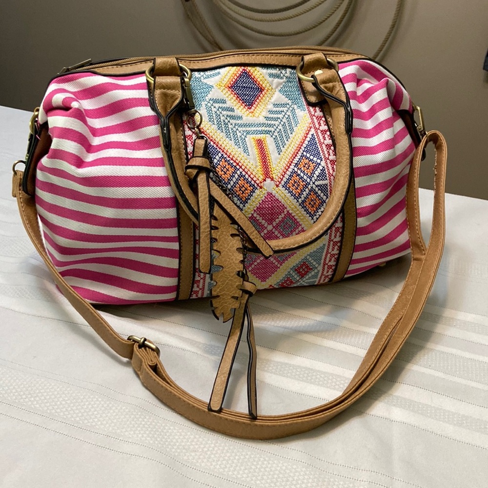 Western Southwestern Azetec Pink Stripe Embroidered Womens Crossbody Satchel